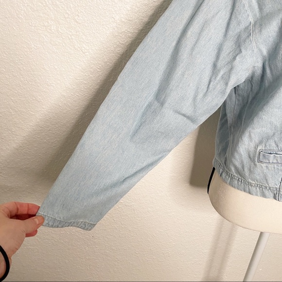 NEIMAN MARCUS CHAMBRAY JACKET SIZE MEDIUM - Picture 11 of 12